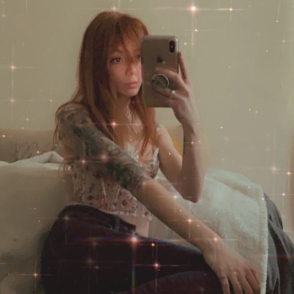 Meet your Posher, Kelly - Picture 1 of 1